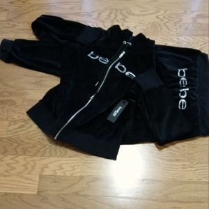 Woman Bebe velour sweat suit❤🔥